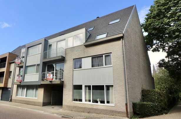 Duplex appartement met 3 slpk, balkon en garage voor 815 EUR/mnd - Photo 1