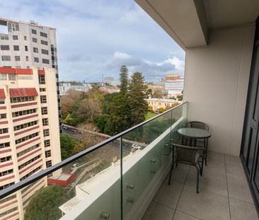 Newly Renovated Connaught Apartment - Photo 6
