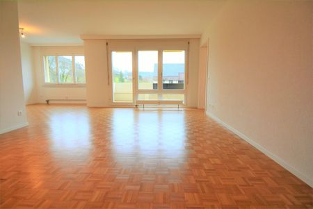 Grosszügige 5½-Zimmerwohnung mit sonnigem Balkon in Solothurn - Photo 3