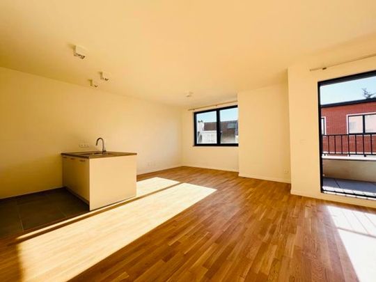 Appartement te huur - Photo 1