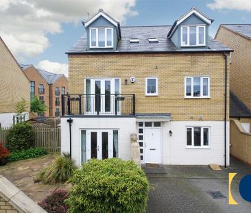 4 bedroom townhouse to rent - Photo 4