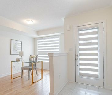 For Lease - 2594 Castlegate Crossing, Pickering, Ontario - Photo 4