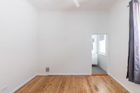 213 Lambton Road, New Lambton NSW 2305 - Apartment For Rent | Domain - Photo 4