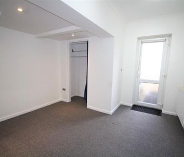 1 bedroom ground floor flat to rent - Photo 1