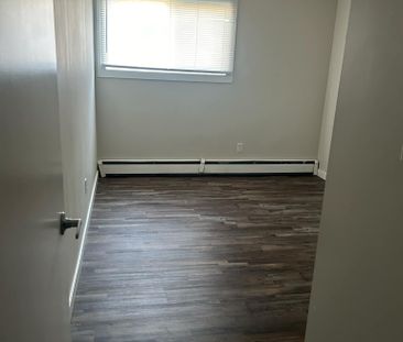 Killarney Court – 2 Bedroom - Photo 1