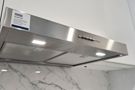 For Lease - 8 Interchange Way Unit# 2710, Vaughan, Ontario - Photo 4