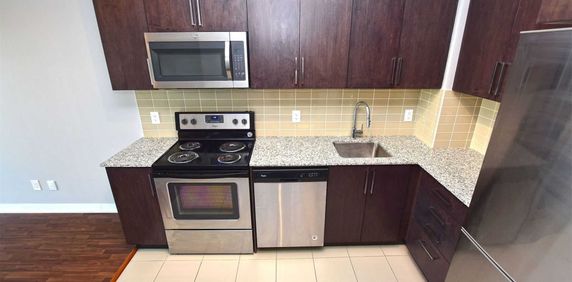 1 Bedroom+den condo apartment for rent in Rexdale, Etob - Photo 2