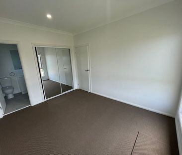 Home For Rent - Photo 3