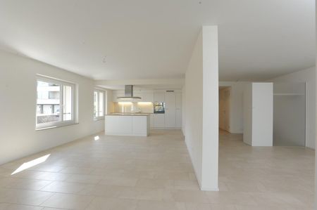 Helle 3.5-Zimmer-Wohnung mit Seeblick an der Seestrasse in Thalwil - Foto 3
