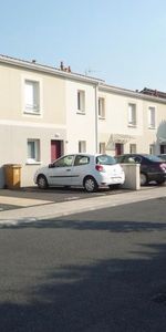 Location Maison 3 pièces 74m² VAYRES 33870 - Photo 3