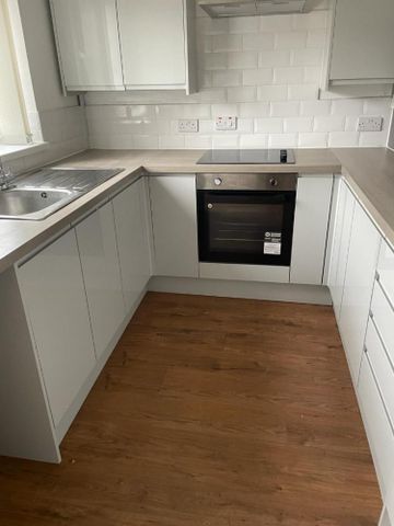 2 bedroom House To Let - Photo 5