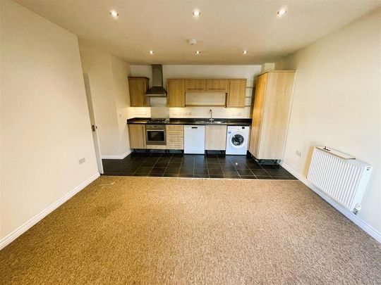 2 bedroom detached house to rent - Photo 1