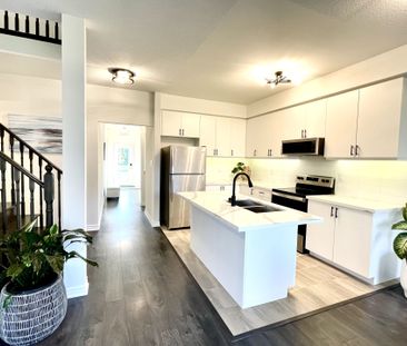 For Lease - 128 Village Gate Drive, Wasaga Beach, Ontario - Photo 4