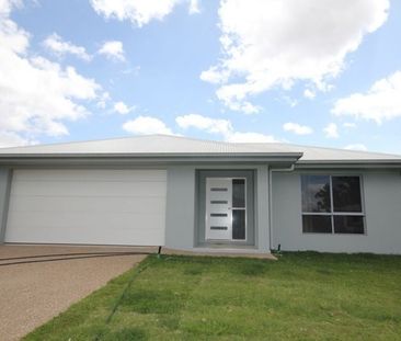 8 Charries Street, Kelso - Photo 5