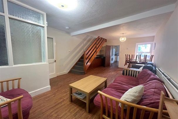 3 bedroom terraced house to rent - Photo 1