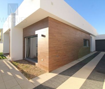 3 bedroom luxury House for rent in Quinta Valadares, Seixal, Distri... - Photo 4