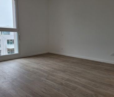 Location Appartement 4 pièces 83m² SECLIN 59113 - Photo 3