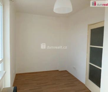 Velmi hezký byt 2+kk po rekonstrukci, Praha 10 - Vršovice - Fotografie 3