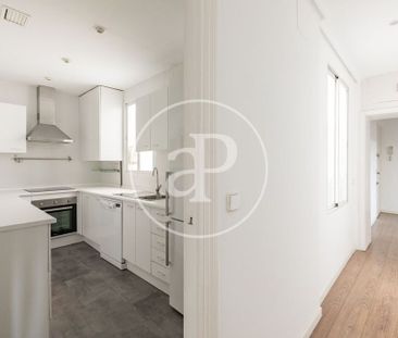 Luxury penthouse for rent in Madrid, Spain - Photo 3