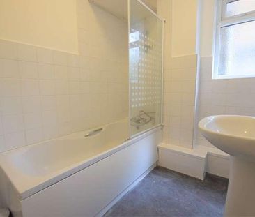 Buckingham Mansions, Bath Road, Bournemouth, BH1 - Photo 5