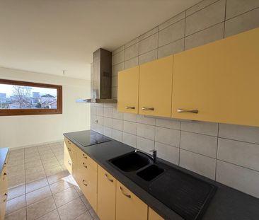 Location Appartement 4 pièces 94m² - Photo 6