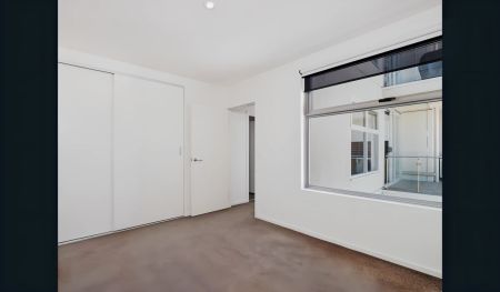 1 Bedroom - Photo 3