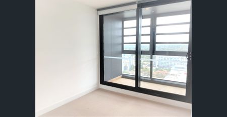 Art Series RESIDENCES [THE CHEN]- Enclosed balcony 2 bedroom 2 bathroom with onsite parking - Photo 4