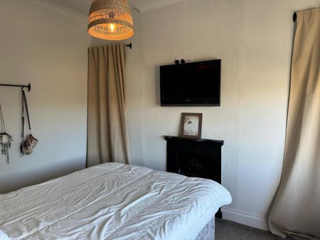 2 bedroom terraced house to rent - Photo 3