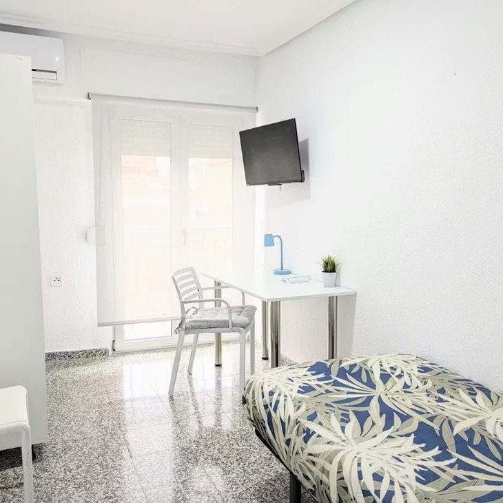 Carrer de Sant Pere, Valencia, Valencian Community 46011 - Foto 1