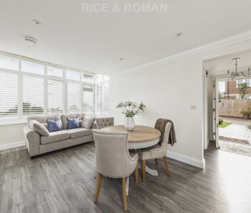 2 Bedroom Semi-Detached, White Lion Place – Cobham - Photo 2