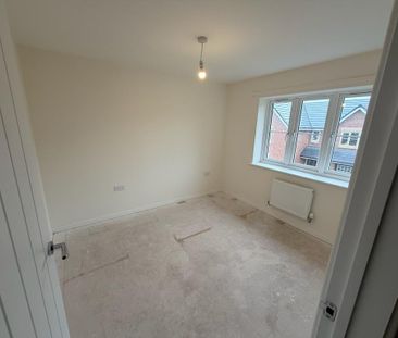 3 bedroom semi-detached house to rent - Photo 3