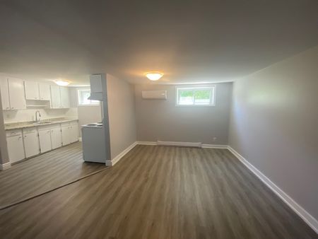 34 Greer St, Kingston, ON K7K 2V9 - Photo 2