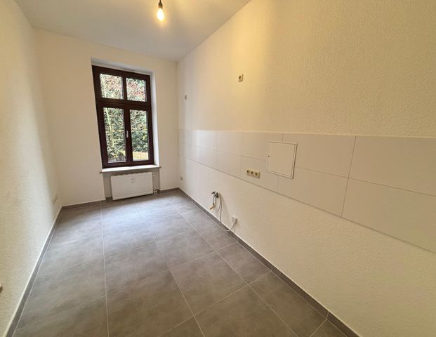 Charmante Altbauwohnung mit Stuckelementen und modernem Komfort - Photo 1