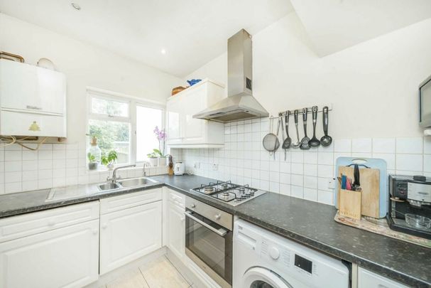 Havelock Road, SW19, London - Photo 1