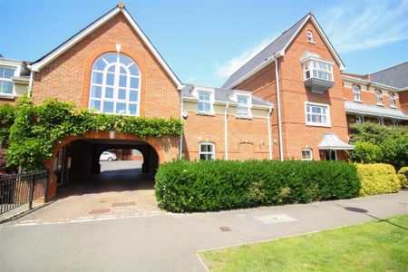 3 bedroom end of terrace house to rent - Photo 5