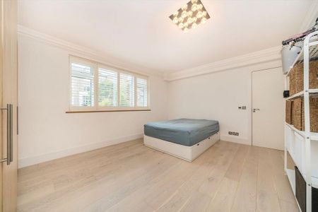 3 bedroom flat to rent - Photo 3