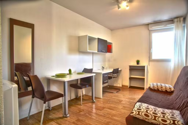 Studio étudiant de 18 à 20 m² meublé et équipé à 420 € - Photo 1