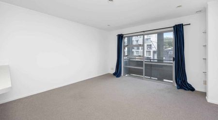 Apartment in the heart of Eden Terrace - Photo 2