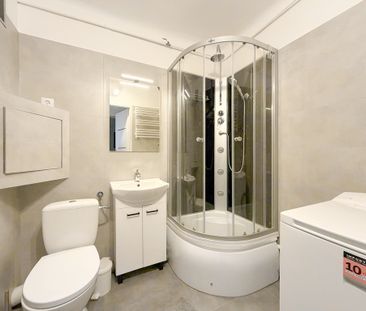 Na wynajem kawalerka po remoncie, ul. Połaniecka - Photo 5