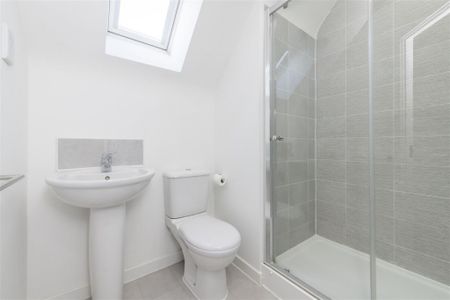 3 bed House To Let - Photo 5