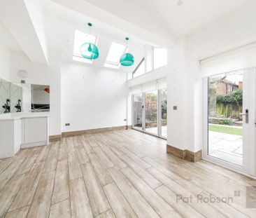 Elmfield Gardens, Newcastle Upon Tyne - Photo 3