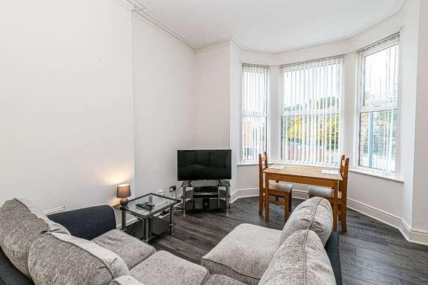 Greenfield Road, LL29 - Photo 1