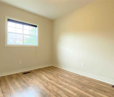 For Lease - 38 Milloy Place, Aurora, Ontario - Photo 2