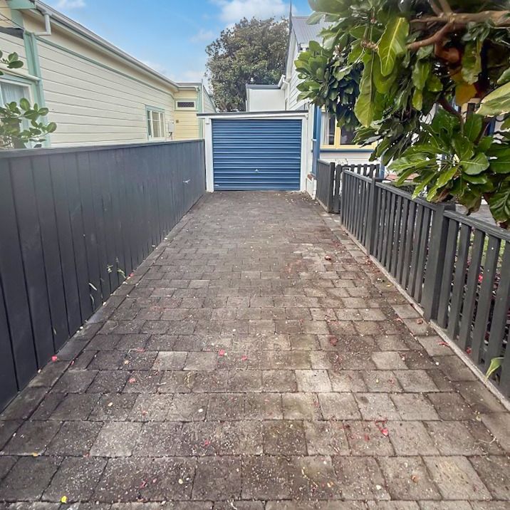 28 Bay Street, Petone - Photo 1