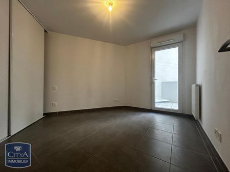 Location Appartement 2 pièces 43m² MARSEILLE 5ème - Photo 4