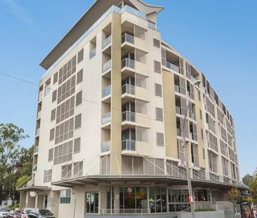 "Phoenix Apartments " Quality 1 Bedroom Contemporary Apartment - Photo 1
