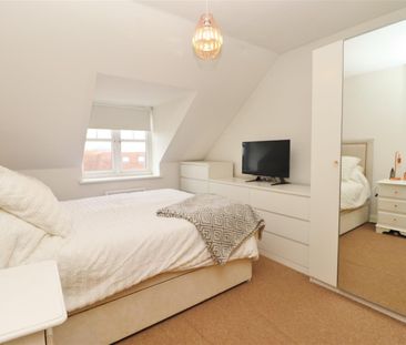 Arundel Drive, Borehamwood - Photo 6