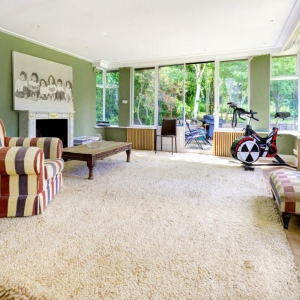 6 bedroom terraced house to rent - Photo 1