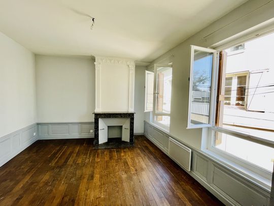 Location Maison 3 pièces 64m² CHATELLERAULT 86100 - Photo 1