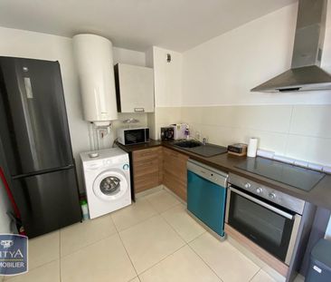 Location Appartement 3 pièces 52m² ST DENIS 97400 - Photo 6